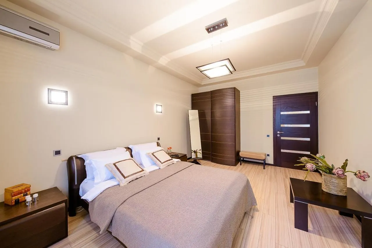 קייב Luxury Central Apartments